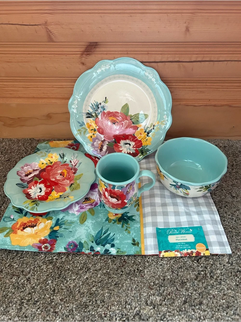 Pioneer Woman Dinnerware Set of 5 Pieces